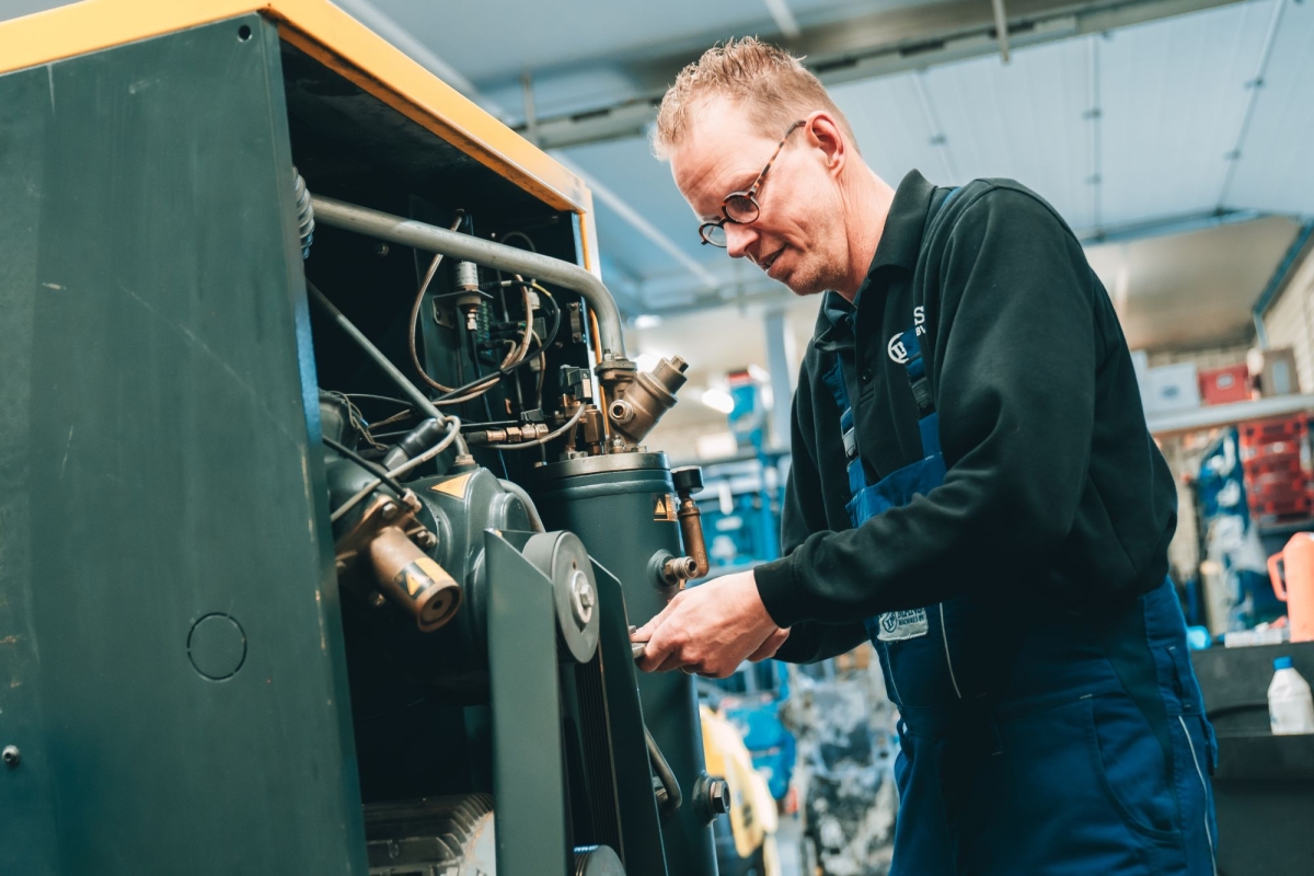 buitendienst monteur compressoren